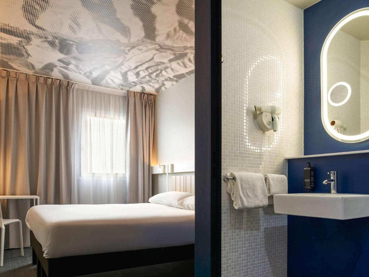 Ibis Clamart Paris Velizy Экстерьер фото