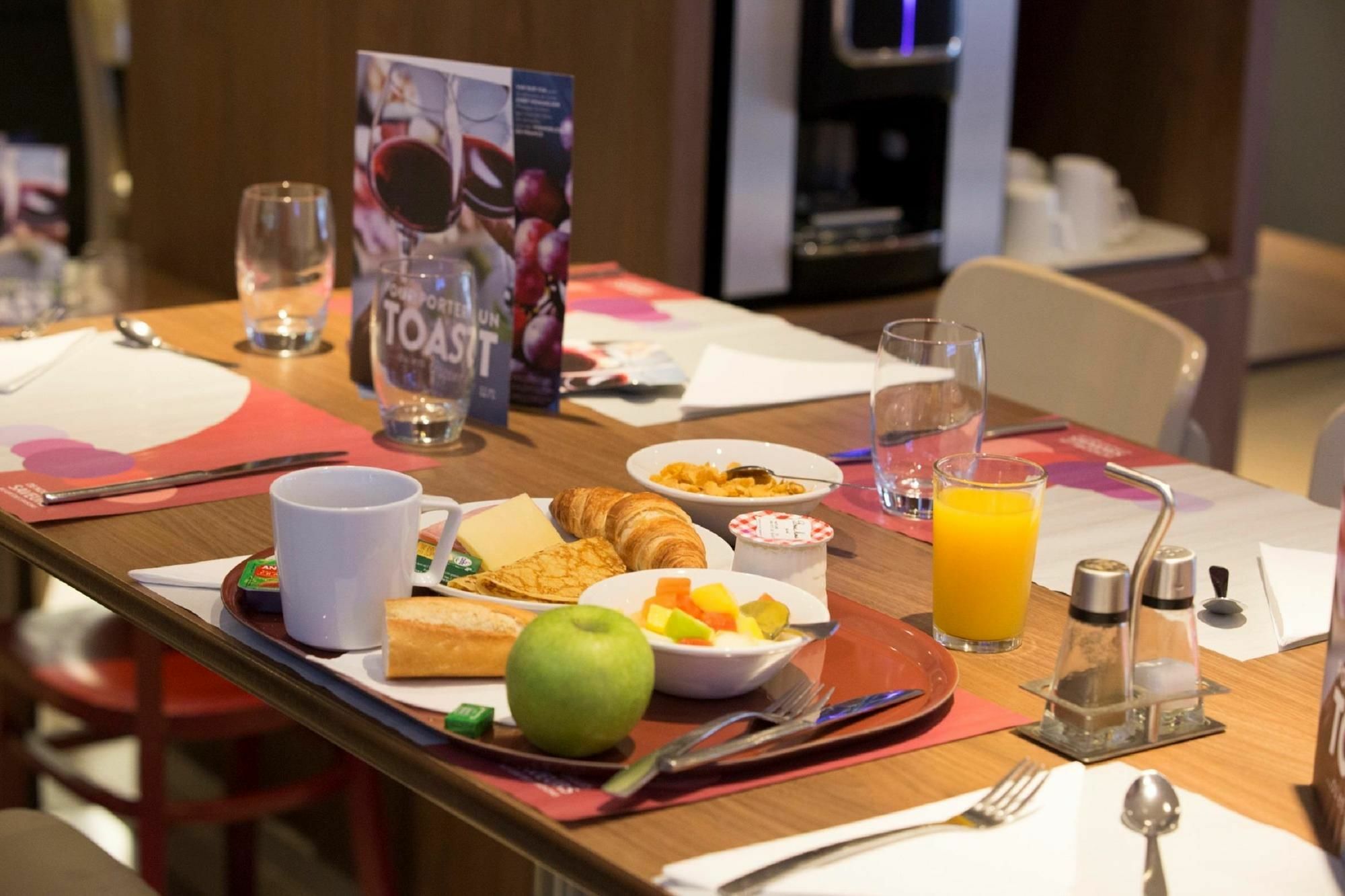 Ibis Clamart Paris Velizy Экстерьер фото