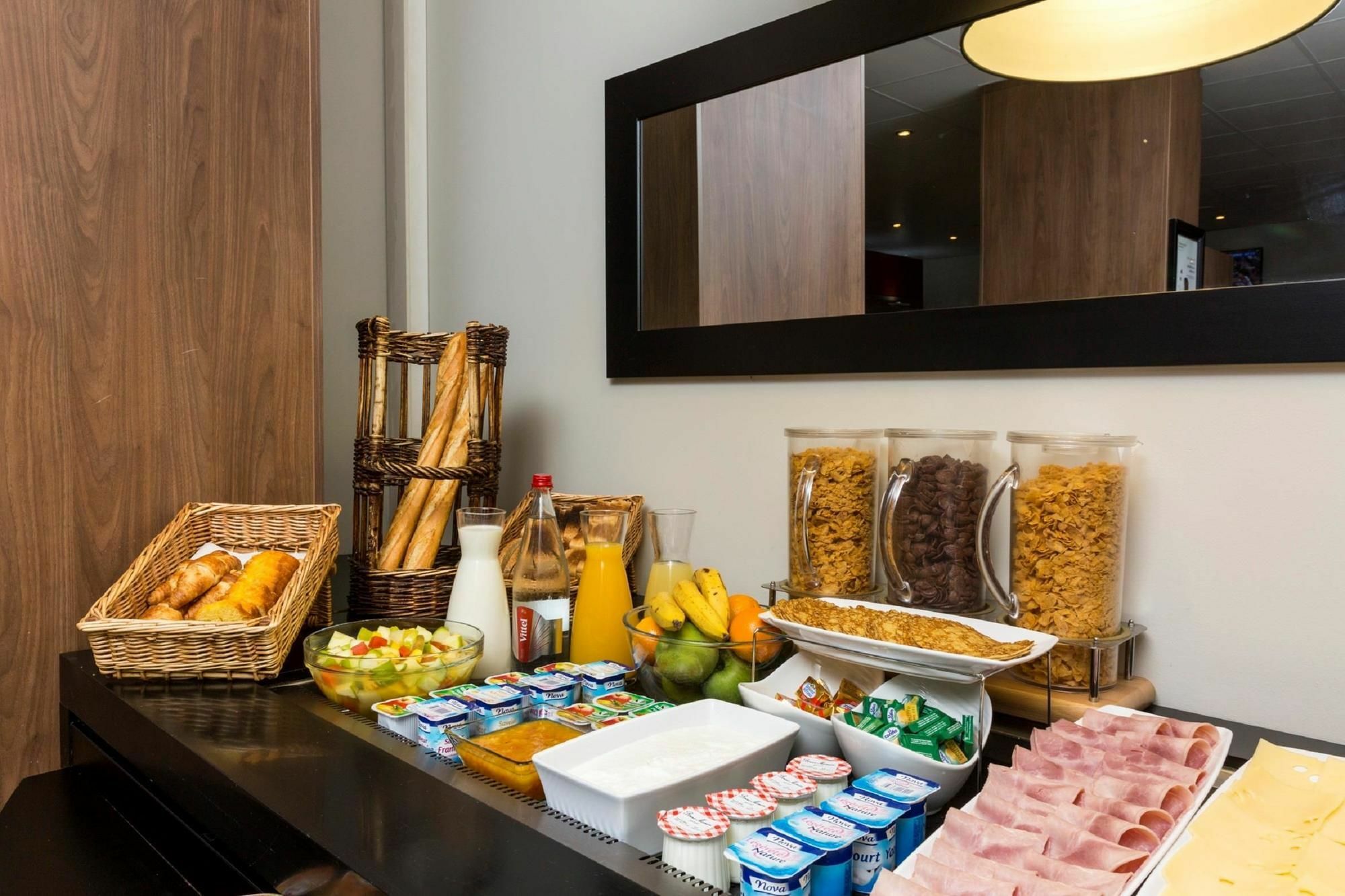 Ibis Clamart Paris Velizy Экстерьер фото