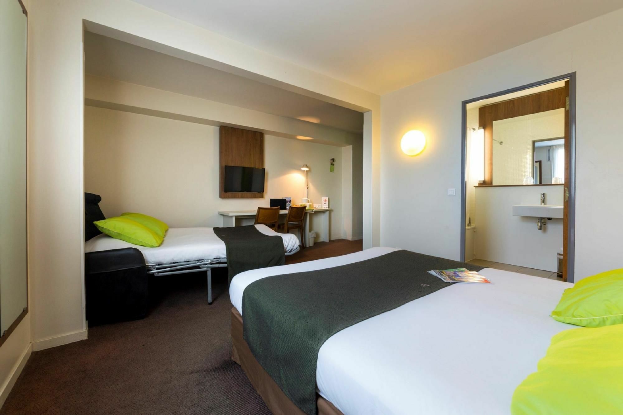 Ibis Clamart Paris Velizy Экстерьер фото